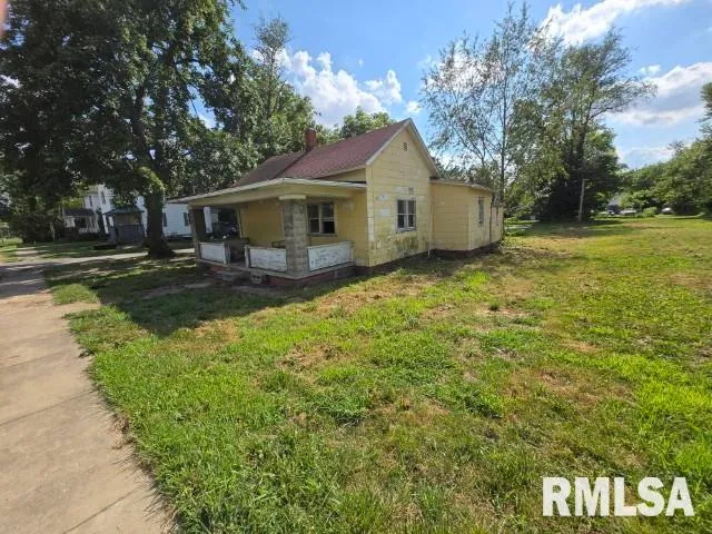 $12,000 | 629 South 18th Street, Mount Vernon, IL 62864