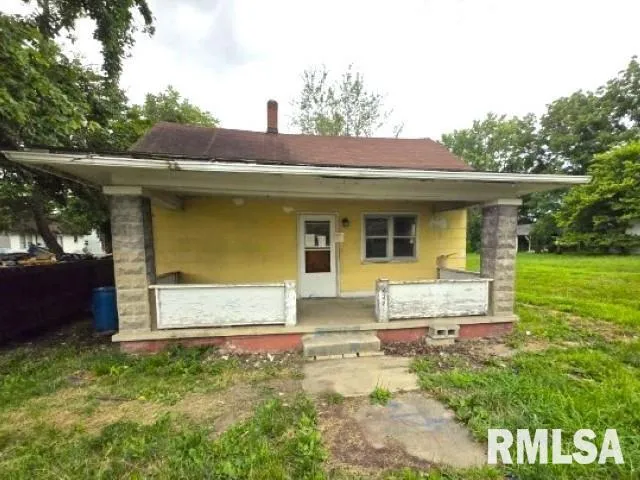 $12,000 | 629 South 18th Street, Mount Vernon, IL 62864