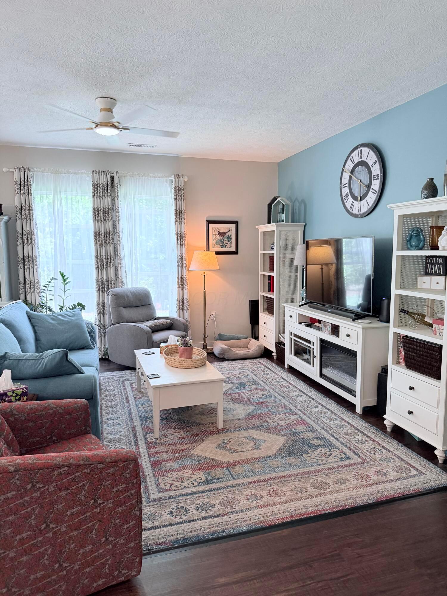 181 Lenell Loop Delaware, OH 43015 - Photo 7 of 29 Living Room