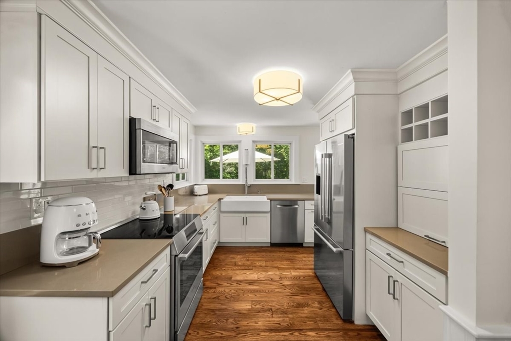 822 First Parish Road Scituate, MA 02066 - Photo 26 of 32