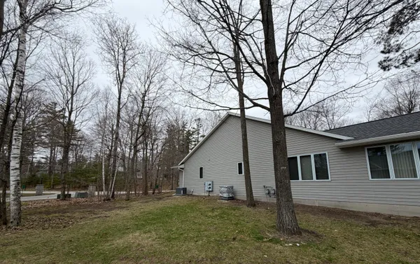 $569,900 | 8086 East Oaks Drive, Unit 1002, Baileys Harbor, WI 54202