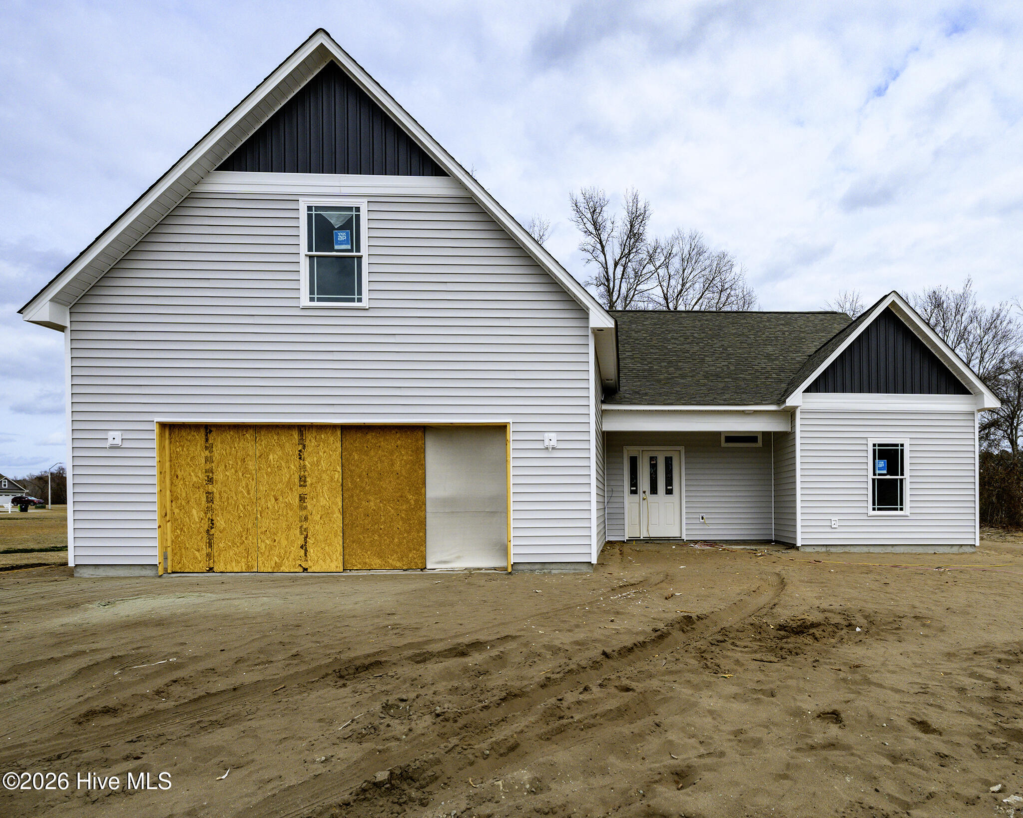 303 Ramonas Lake Court New Bern, NC 28560 - Photo 1 of 52 303 Ramonas Lake Court, New Bern, NC