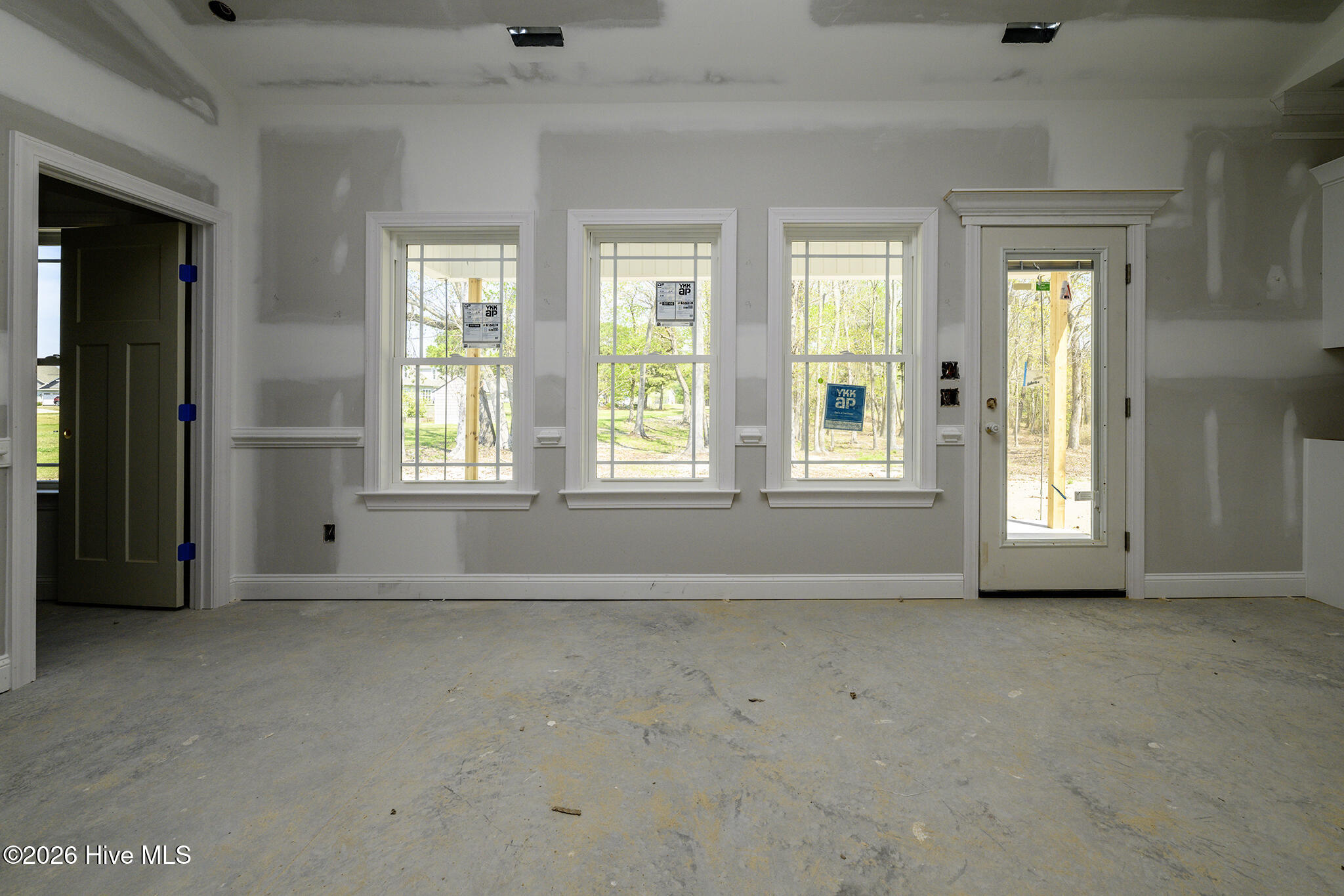 303 Ramonas Lake Court New Bern, NC 28560 - Photo 13 of 52 Dining