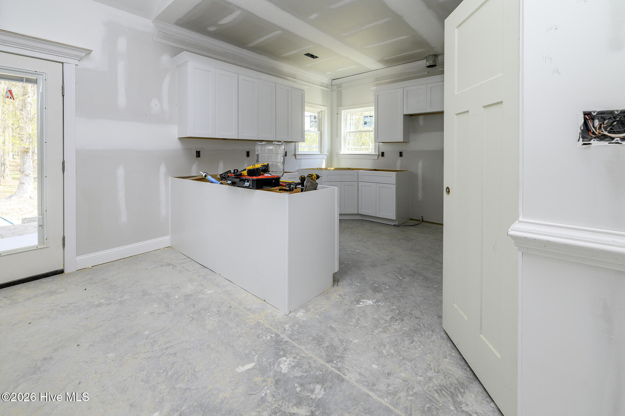 303 Ramonas Lake Court New Bern, NC 28560 - Photo 15 of 52 Kitchen