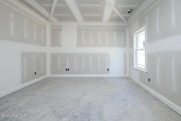 $475,000 | 303 Ramonas Lake Court, New Bern, NC 28560