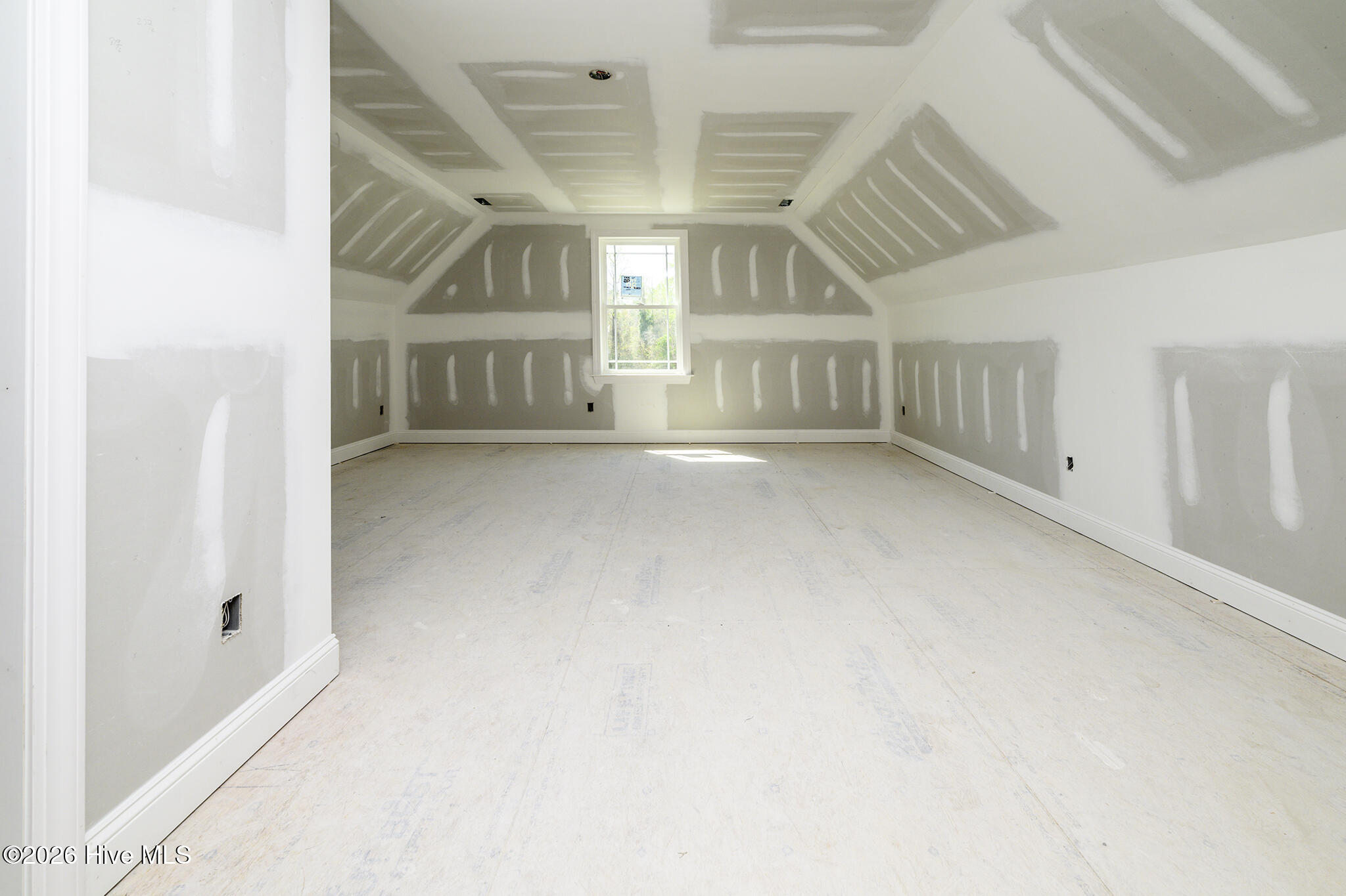 303 Ramonas Lake Court New Bern, NC 28560 - Photo 29 of 52 Upstairs Bonus Room