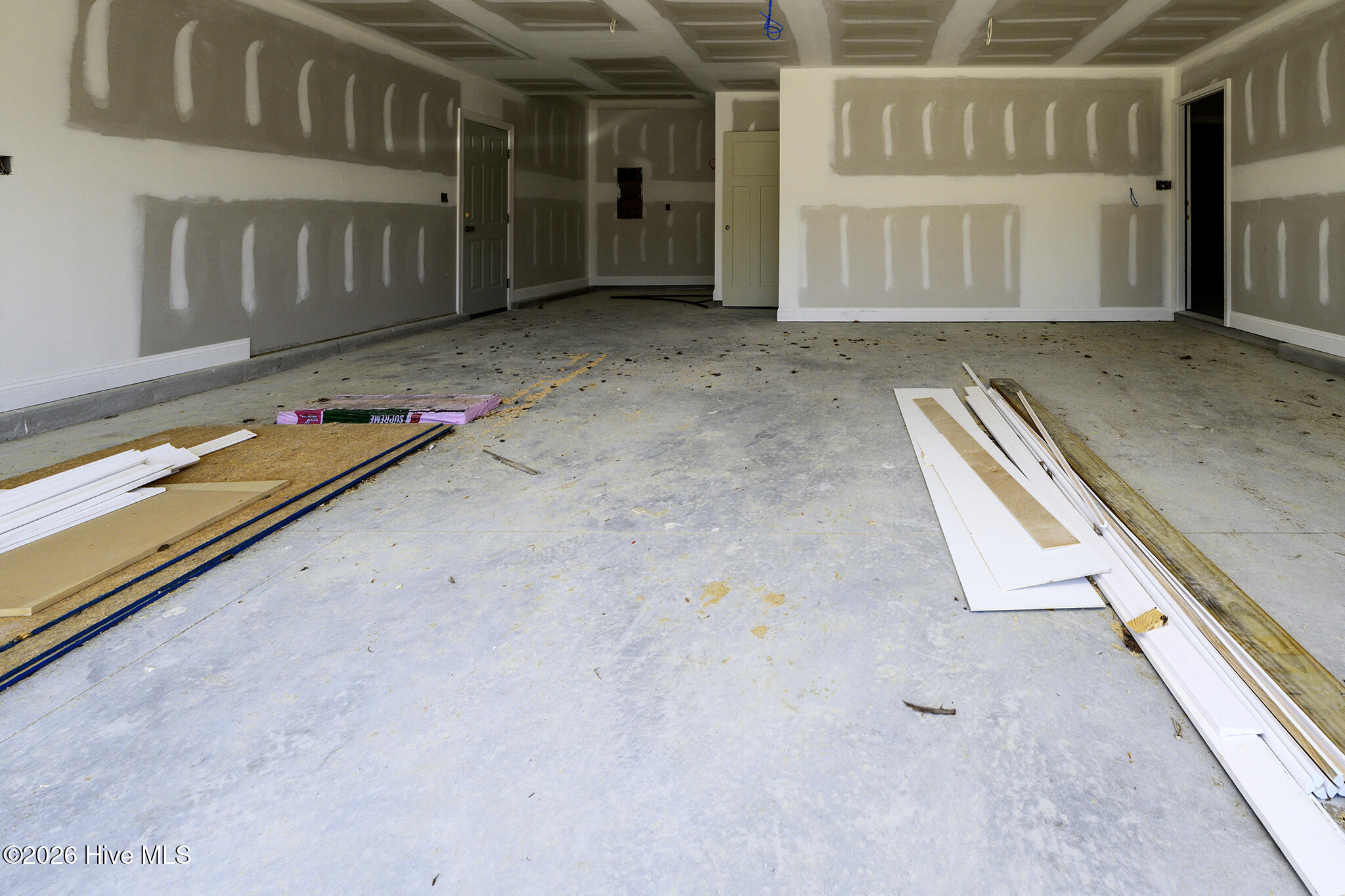 303 Ramonas Lake Court New Bern, NC 28560 - Photo 34 of 52 Attached 2 Car Garage