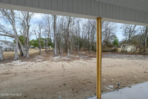 $475,000 | 303 Ramonas Lake Court, New Bern, NC 28560