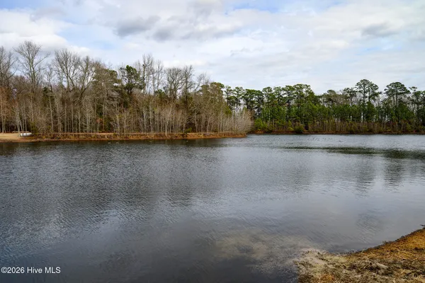 $475,000 | 303 Ramonas Lake Court, New Bern, NC 28560