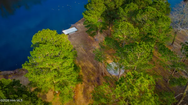 $475,000 | 303 Ramonas Lake Court, New Bern, NC 28560
