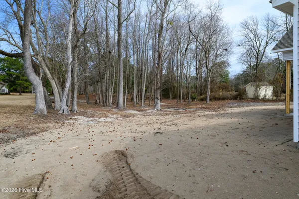 $475,000 | 303 Ramonas Lake Court, New Bern, NC 28560