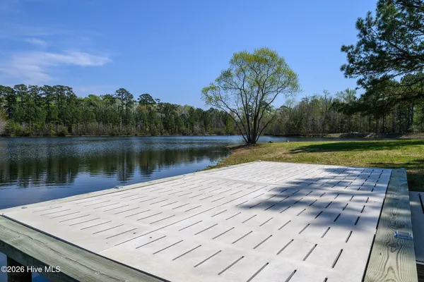 $475,000 | 303 Ramonas Lake Court, New Bern, NC 28560