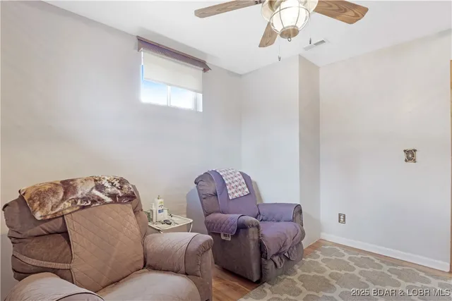 $325,000 | 106 Mt Carmel Road, Eldon, MO 65026