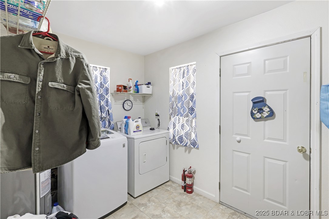 106 Mt Carmel Road Eldon, MO 65026 - Photo 20 of 39 Laundry room