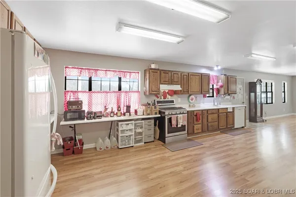 $310,000 | 106 Mt Carmel Road, Eldon, MO 65026