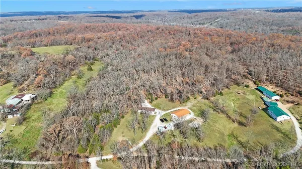 $310,000 | 106 Mt Carmel Road, Eldon, MO 65026