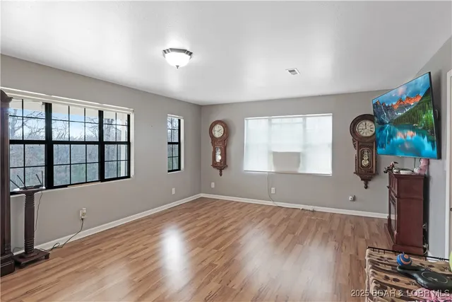 $325,000 | 106 Mt Carmel Road, Eldon, MO 65026