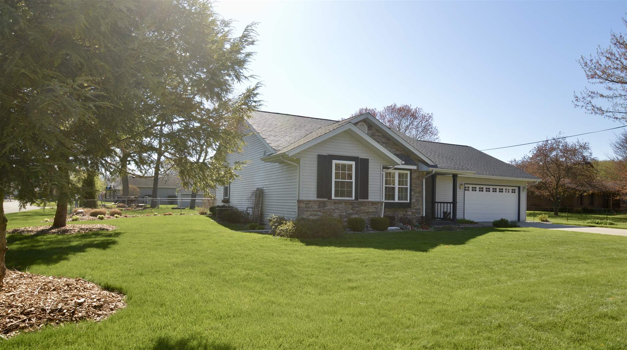 55684 Apple Road Osceola, IN 46561 - Photo 3 of 36 Gallery Image 3