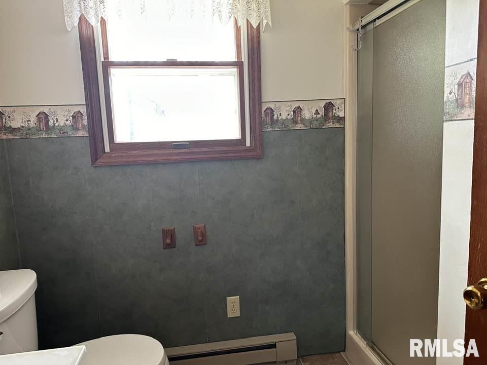 412 Hickman Road Camp Point, IL 62320 - Photo 6 of 14