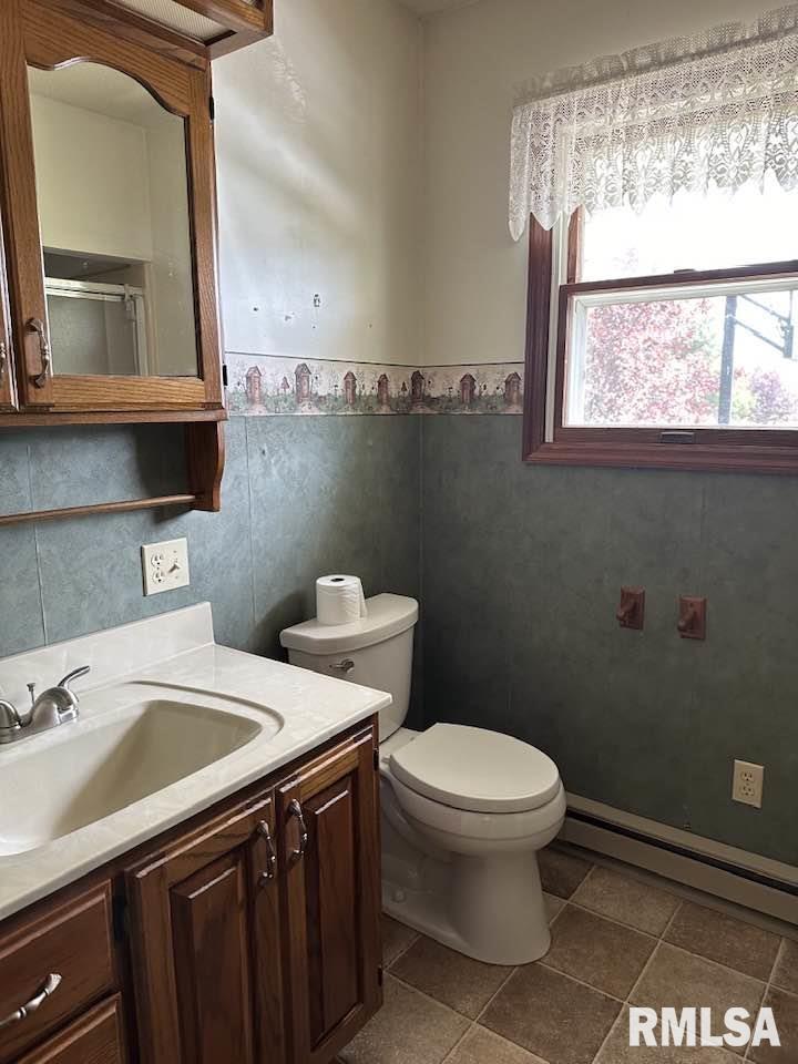 412 Hickman Road Camp Point, IL 62320 - Photo 10 of 14