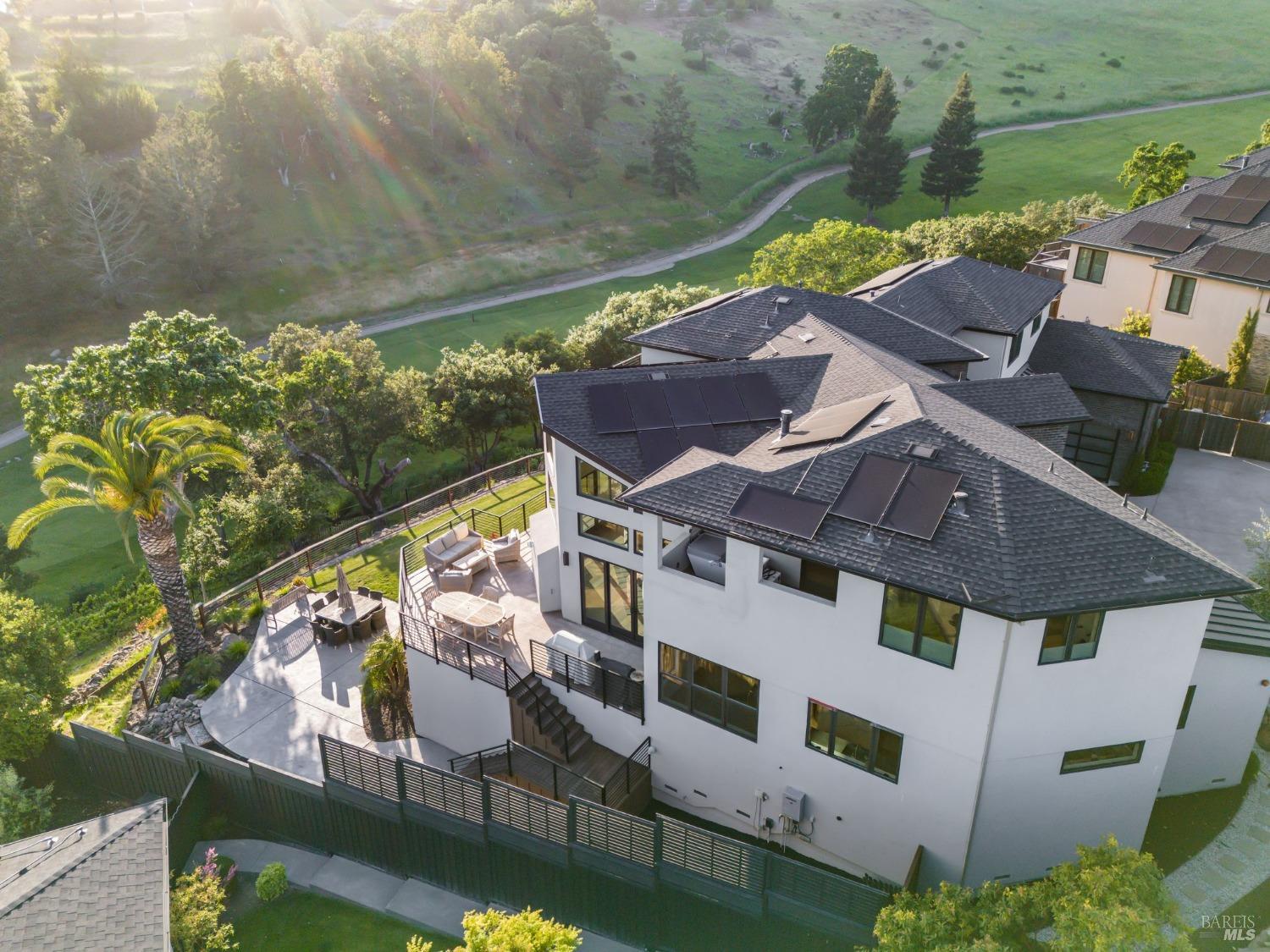 3727 Lakebriar Place Santa Rosa, CA 95403 - Photo 13 of 56