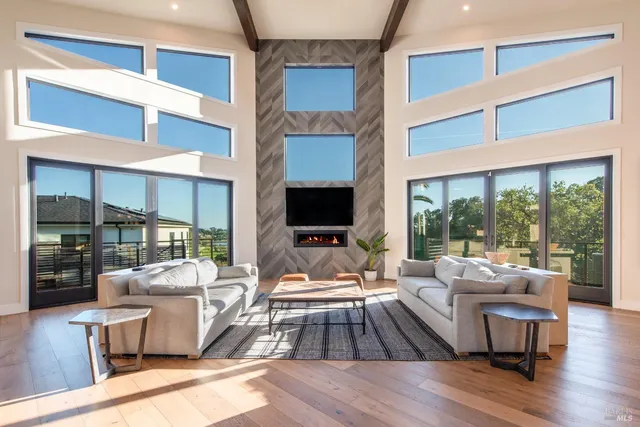 $2,985,000 | 3727 Lakebriar Place, Santa Rosa, CA 95403