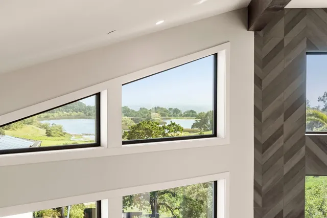 $2,985,000 | 3727 Lakebriar Place, Santa Rosa, CA 95403