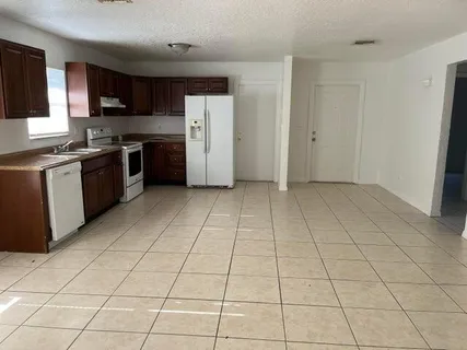 $325,000 | 1201 West 32nd Street, Riviera Beach, FL 33404