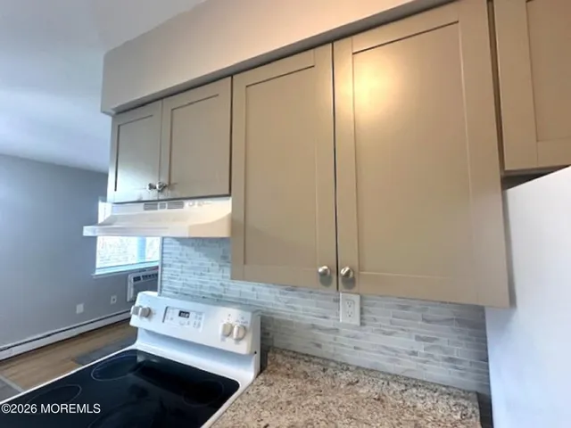 $2,000 | 61 Stonehurst Boulevard, Unit F, Freehold, NJ 07728