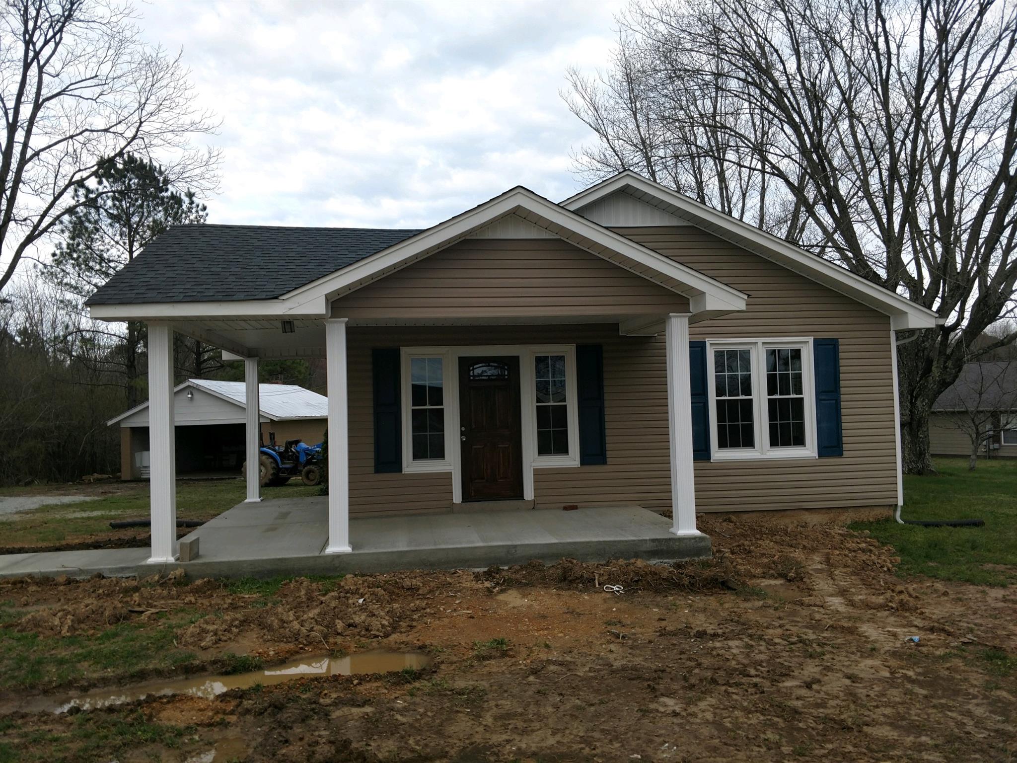206 Prosser Road Lawrenceburg, TN 38464 - Photo 2 of 28