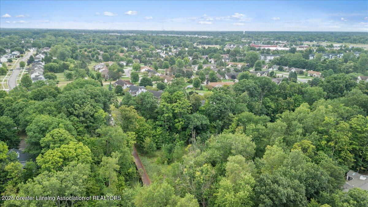 6923 Spring Tree Lane, Unit 143 Lansing, MI 48917 - Photo 44 of 49 Location