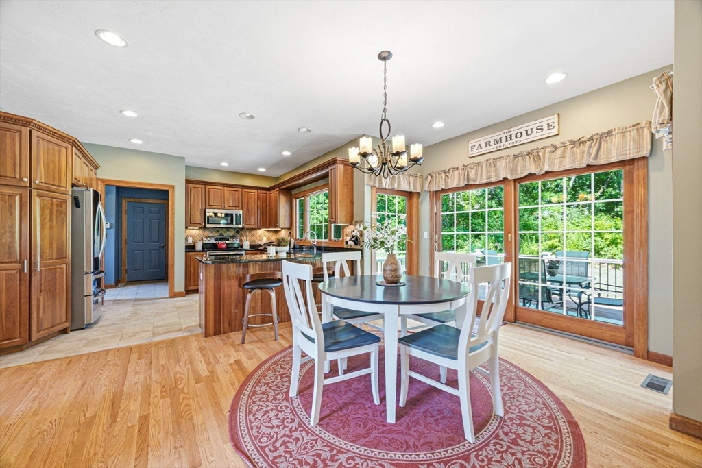 5 Cobb Lane Littleton, MA 01460 - Photo 13 of 41