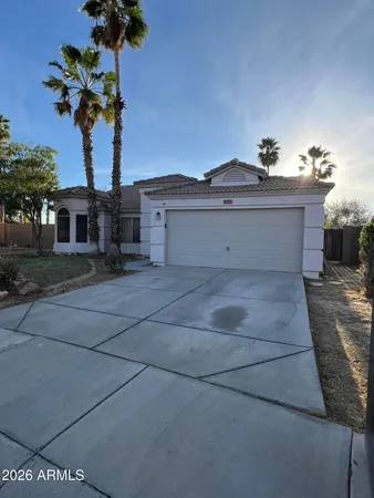 $2,700 | 15758 North Ulrich Way, Surprise, AZ 85374