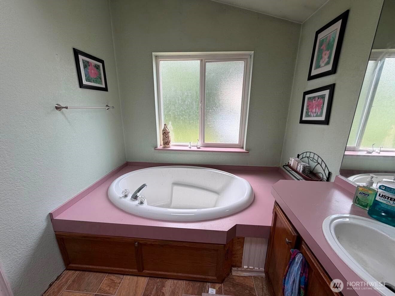244 North Dubois Road Ariel, WA 98603 - Photo 12 of 34
