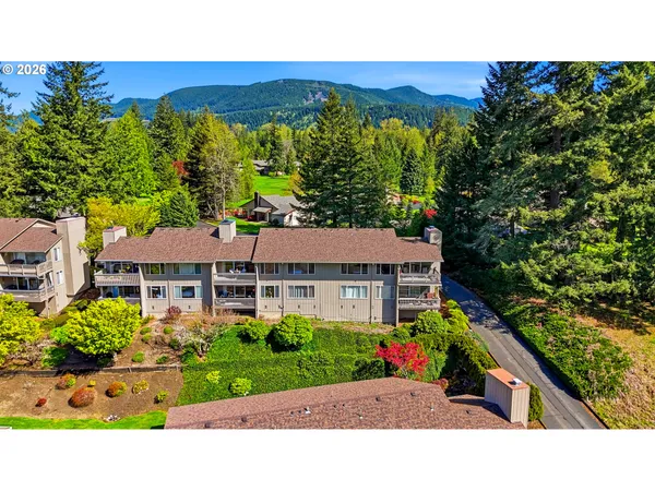 $399,900 | 68658 East Bowmans Circle, Welches, OR 97067