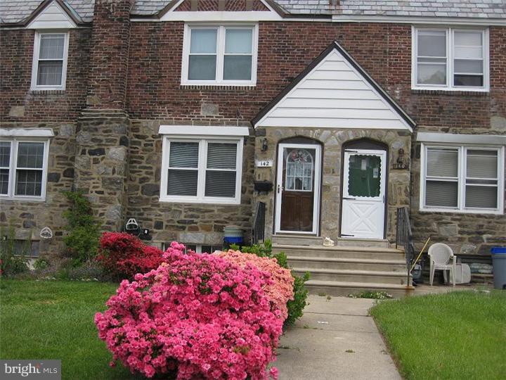 142 Green Valley Road Upper Darby, PA 19082 - Photo 1 of 16 Front Yard