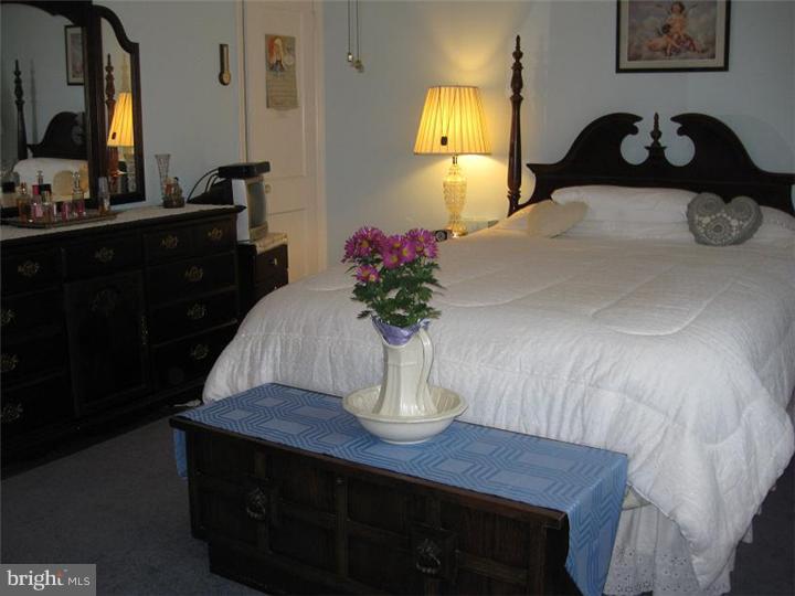 142 Green Valley Road Upper Darby, PA 19082 - Photo 11 of 16 Master Bedroom