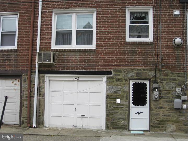 142 Green Valley Road Upper Darby, PA 19082 - Photo 16 of 16 Exterior Back