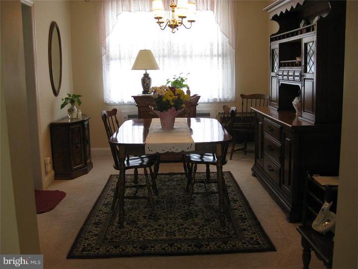 142 Green Valley Road Upper Darby, PA 19082 - Photo 6 of 16 Dining Room