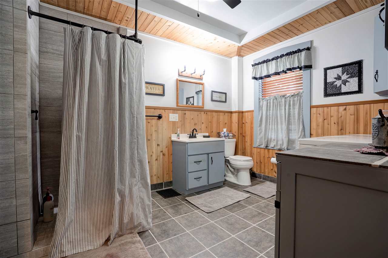 356 McClelland Road Mount Vernon, IA 52314 - Photo 16 of 46 Gallery Image 16