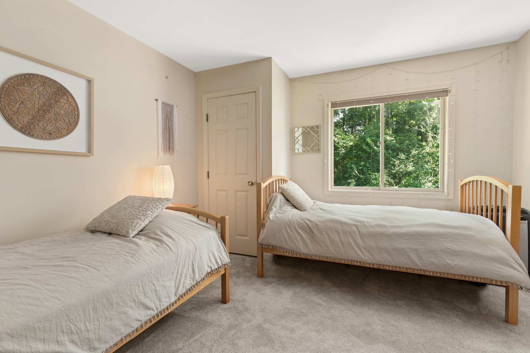 208 Locust Hill Road Shelburne, VT 05482 - Photo 14 of 22 Gallery Image 14