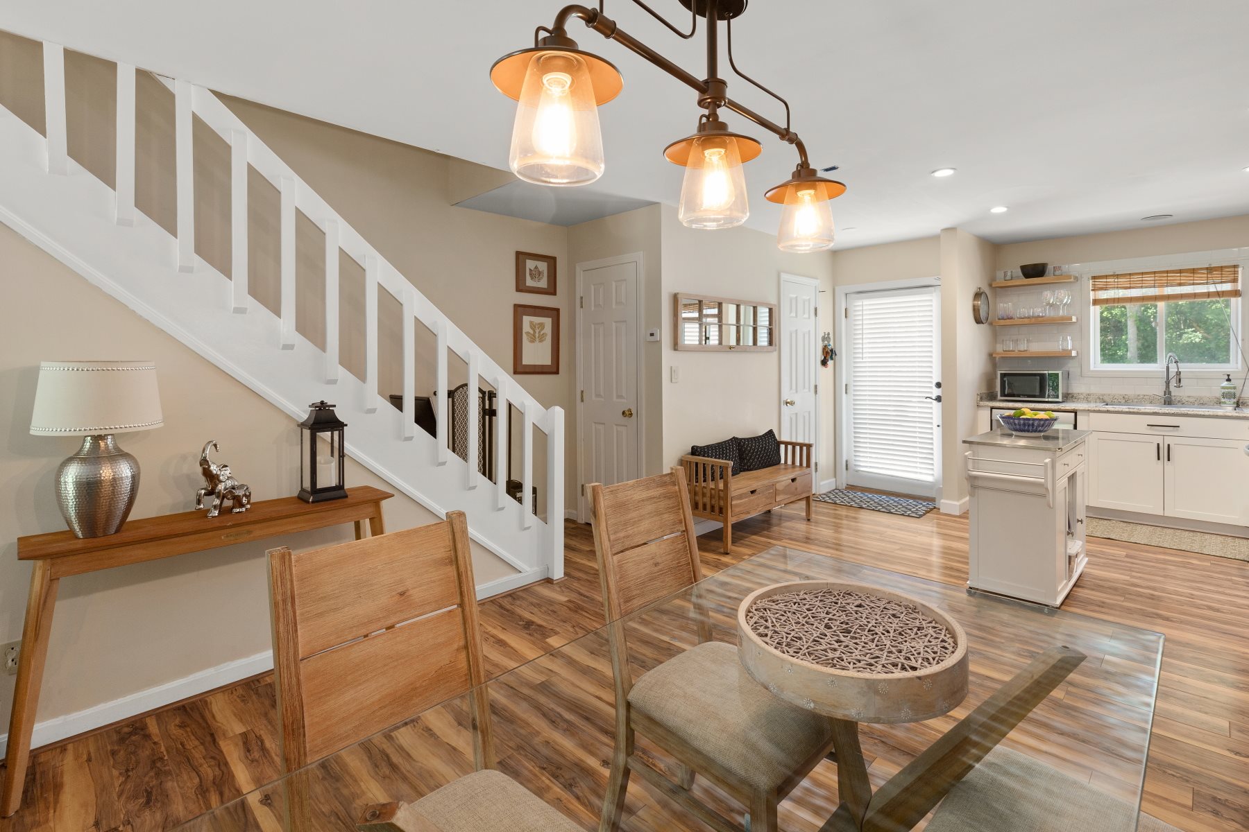208 Locust Hill Road Shelburne, VT 05482 - Photo 8 of 22 Gallery Image 8