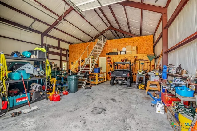 $829,000 | 166 Post Oak Bend, Inez, TX 77968