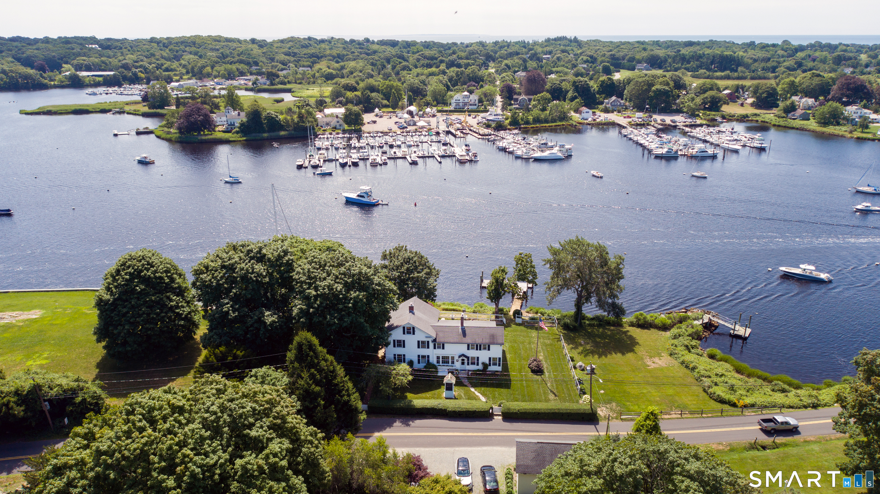 417 River Road Stonington, CT 06379 - Photo 2 of 36 Gallery Image 2