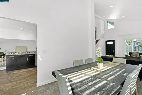 $899,000 | 162 Woodfield, Hercules, CA 94547