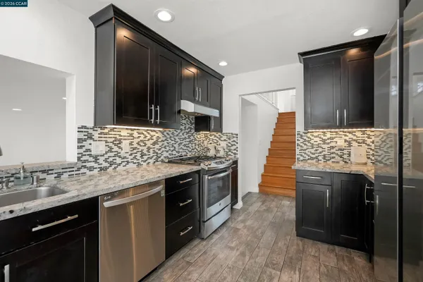 $899,000 | 162 Woodfield, Hercules, CA 94547