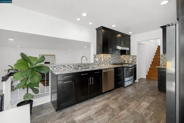 $899,000 | 162 Woodfield, Hercules, CA 94547