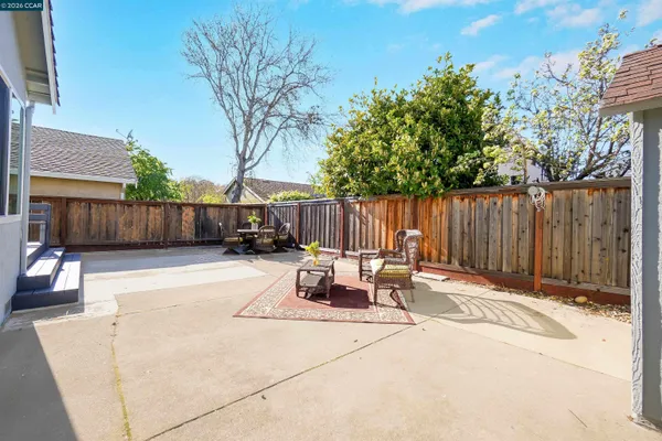 $899,000 | 162 Woodfield, Hercules, CA 94547