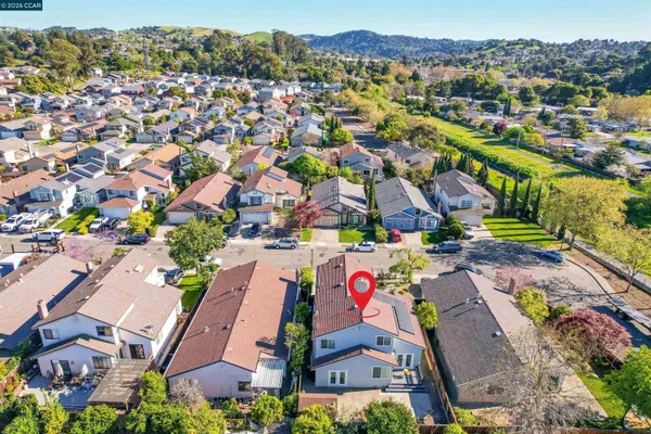 $899,000 | 162 Woodfield, Hercules, CA 94547