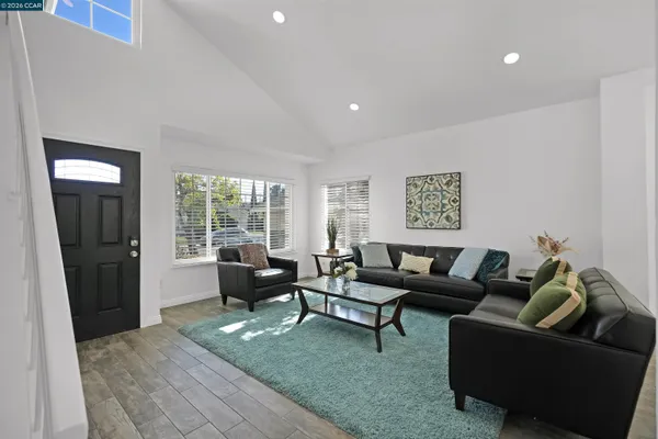 $899,000 | 162 Woodfield, Hercules, CA 94547